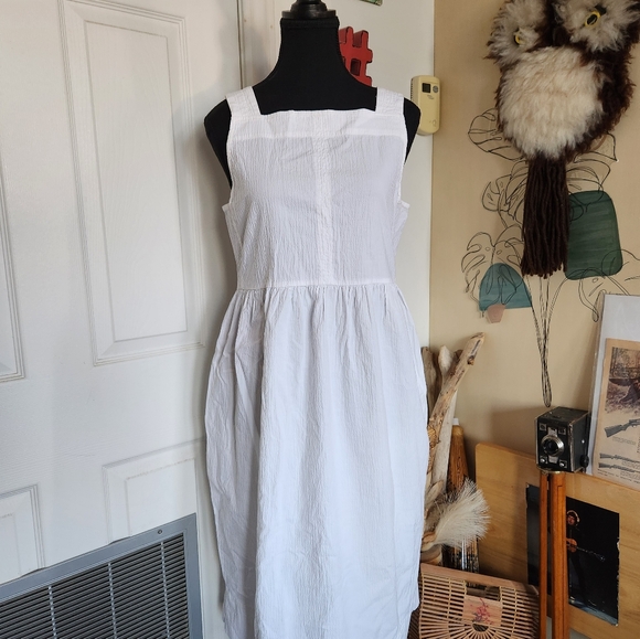 Vintage white minimalist handmade dress w/pockets - Picture 5 of 5